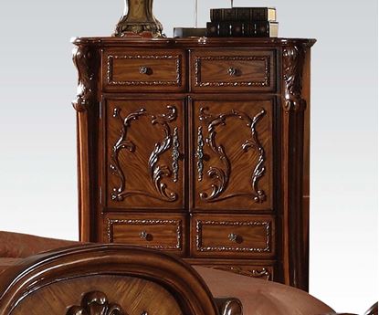 Picture of Dresden Traditional Cherry Finish Solid Wood Chest 