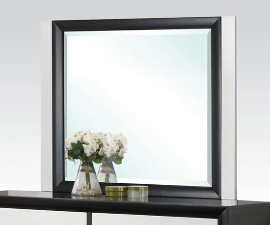 Picture of Debora  Mirror